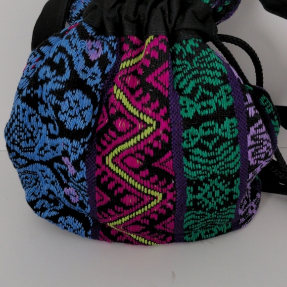 Drawstring Purse. - Picture 4 of 8